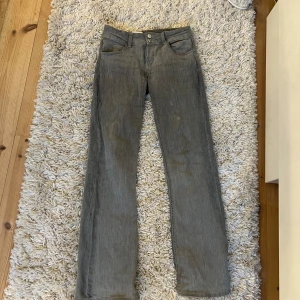 Low waist bootcut jeans  - Low waist bootcut jeans. Storlek 164 men passar som S