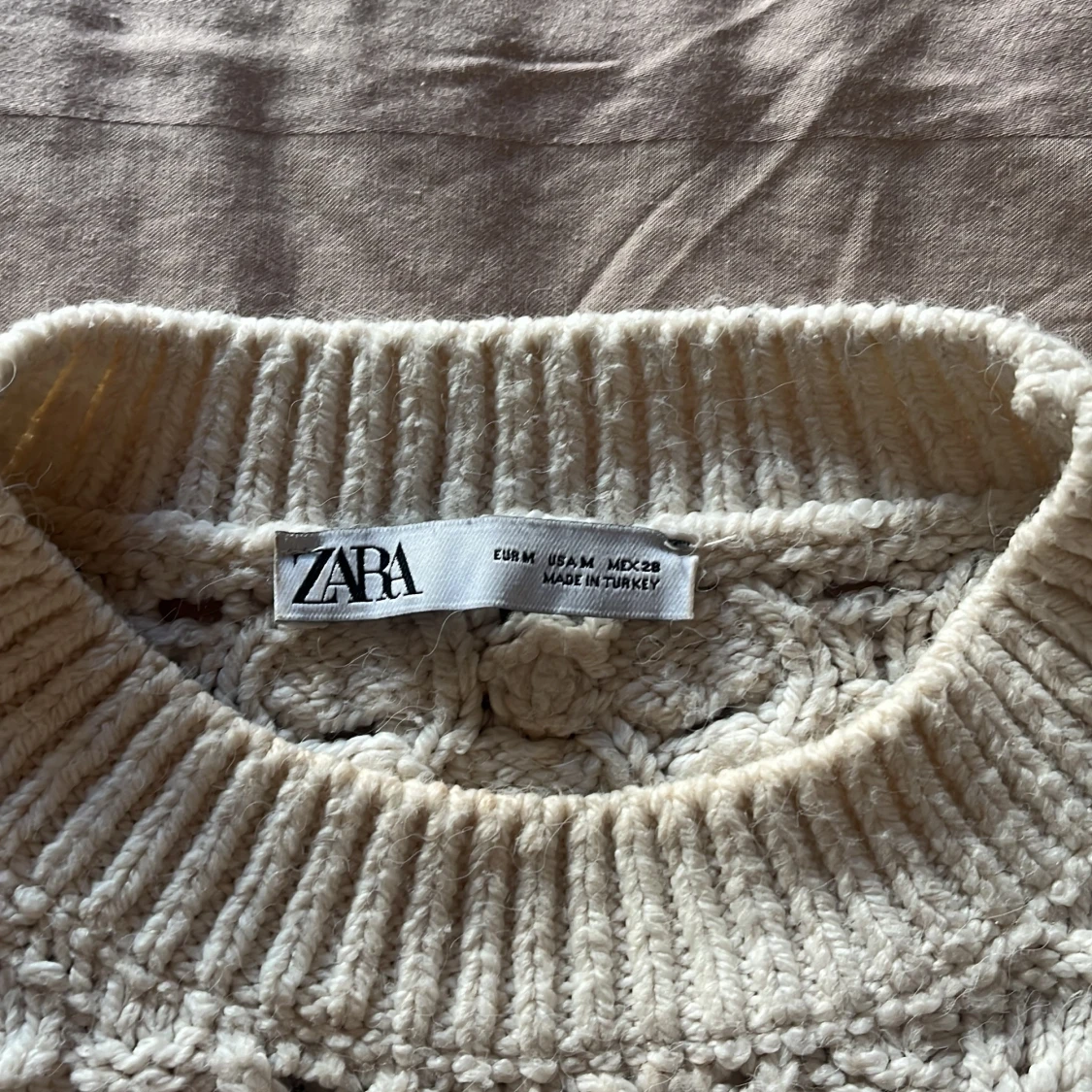 Stickad tröja  - 91