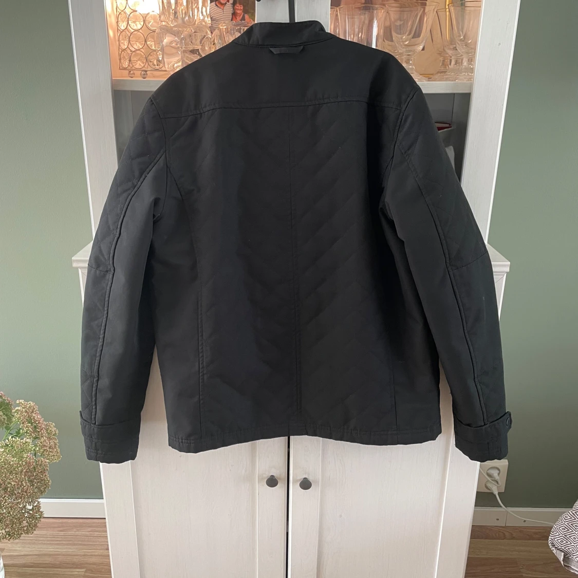 Snygg höstjacka i bikermodell - 90