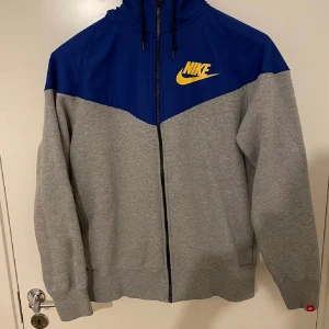 Nike Zip hoodie  - Nike hoodie i väldigt bra skick