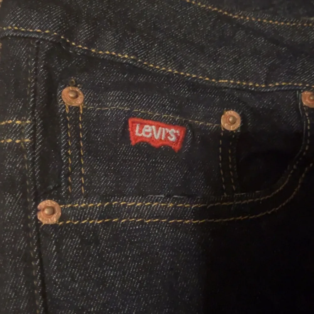 Levis jeans helt nya och oandvända. Ej äkt* men liknande. Storlek W40 L22. Jeans & Byxor.