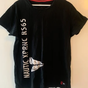 T-shirt - Använd, men i fint skick. 
