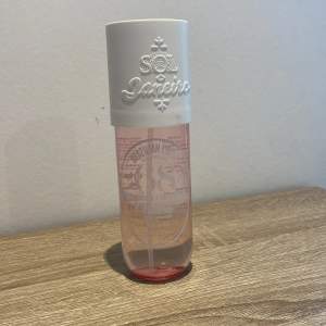 Ljus rosa 68