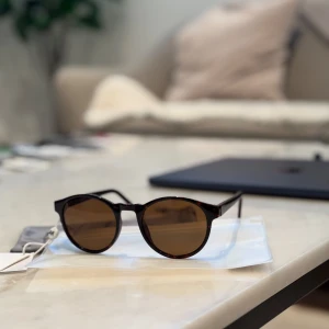 A. Kjaerbede solglasögon Marvin Demi Tortoise - Nyskick. Aldrig använda. 