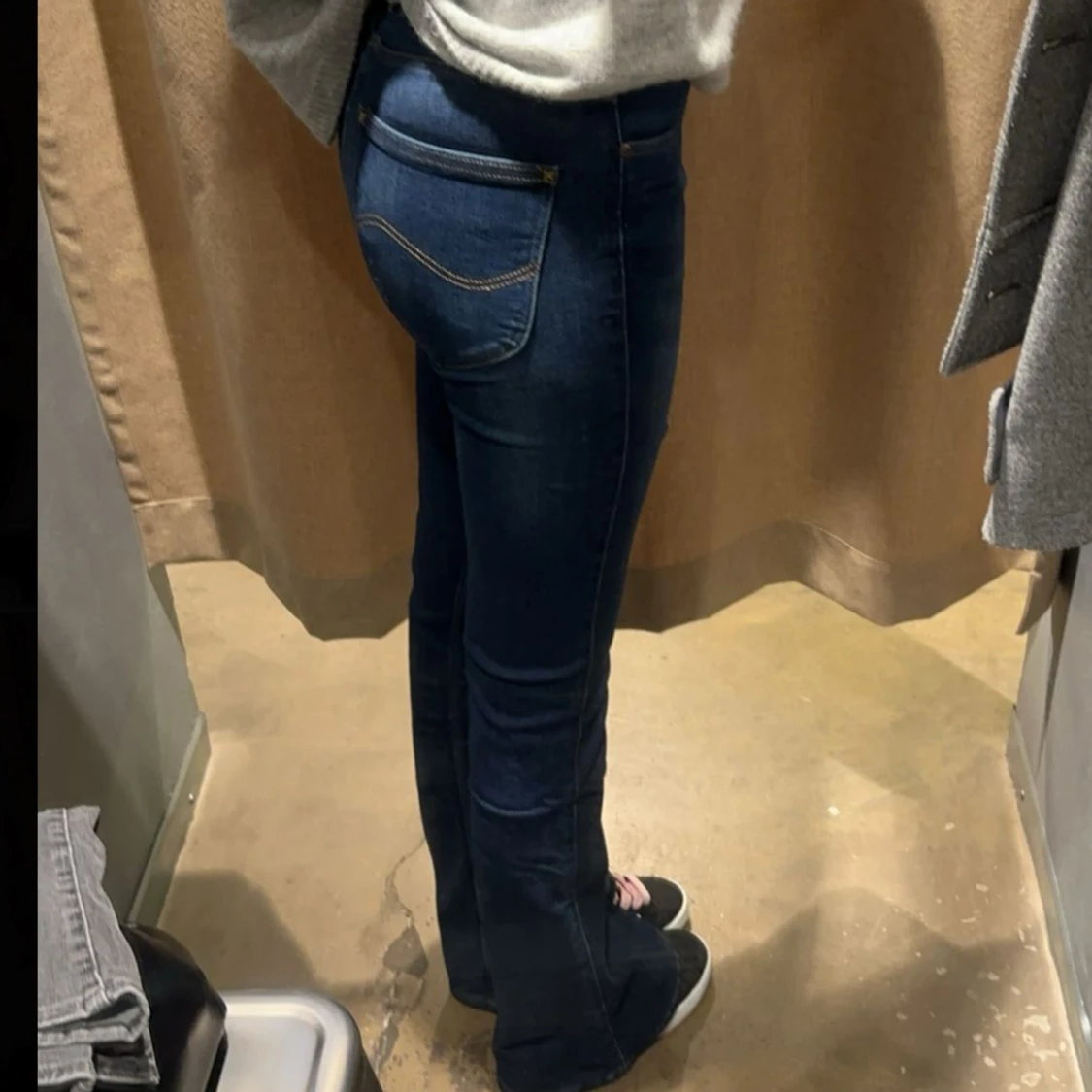 Mörkblå jeans från Lee - 90