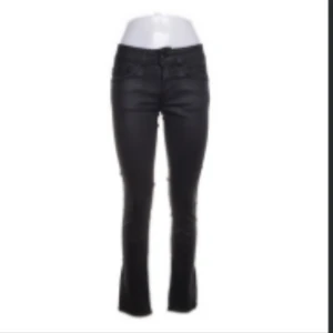 Lågmidjade pepe jeans - Lågmidjade Pepe jeans. Storlek 27/32