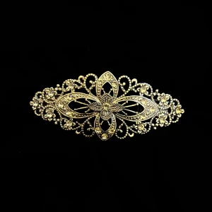 MixClipx - Blanka - Silvrig MixClipx med vackra detaljer😊 (med clips på baksidan) ca 12 cm 