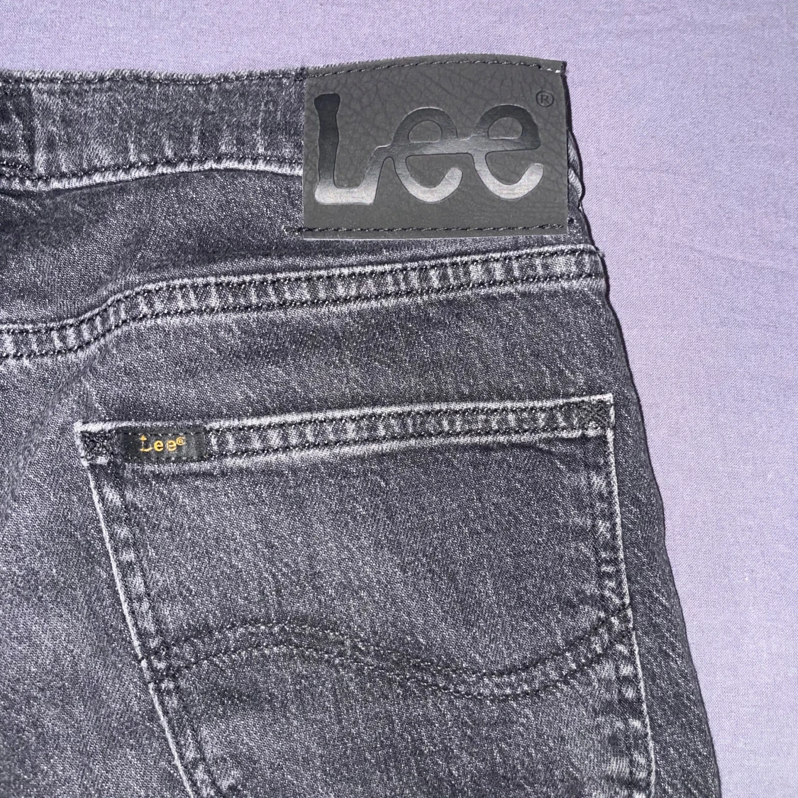 Grå jeans från Lee - 1