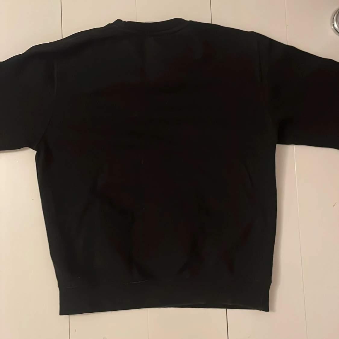 Svart sweatshirt från Northen Holigans - 1