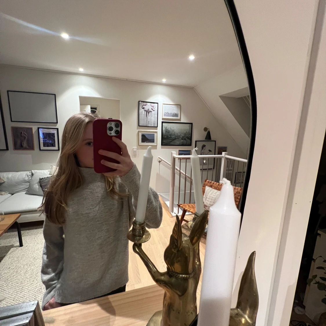 Grå stickad polotröja