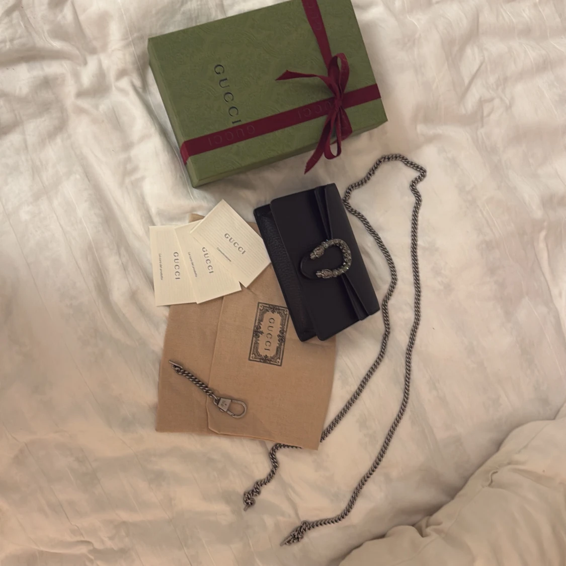 Svart väska från Gucci - 1