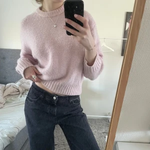 Rosa stickad tröja - Finaste ljusrosa färgen💗 Så mysig och knappt använd🫶