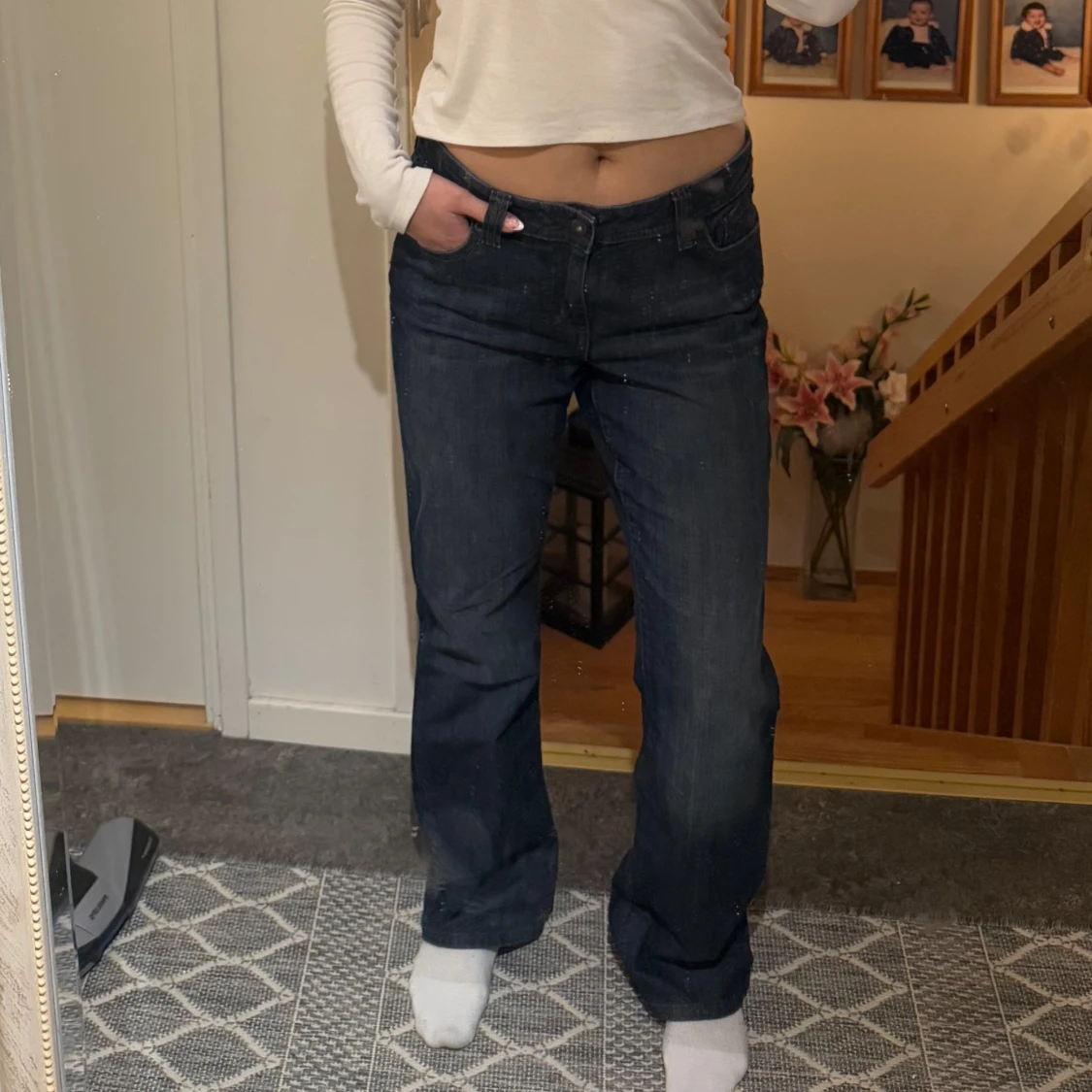 Mörblå vintage jeans 