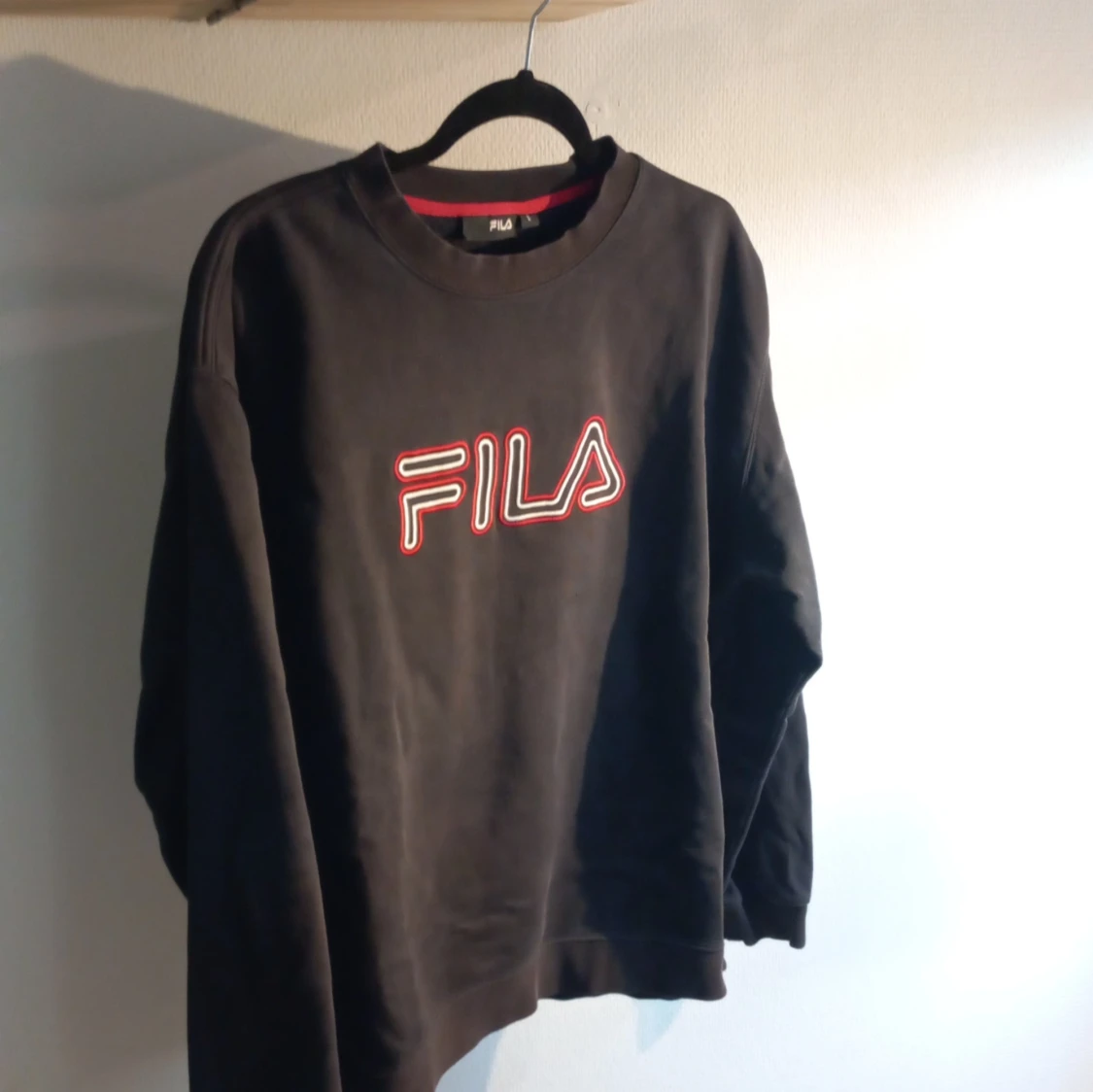 Svart sweatshirt från FILA - 2