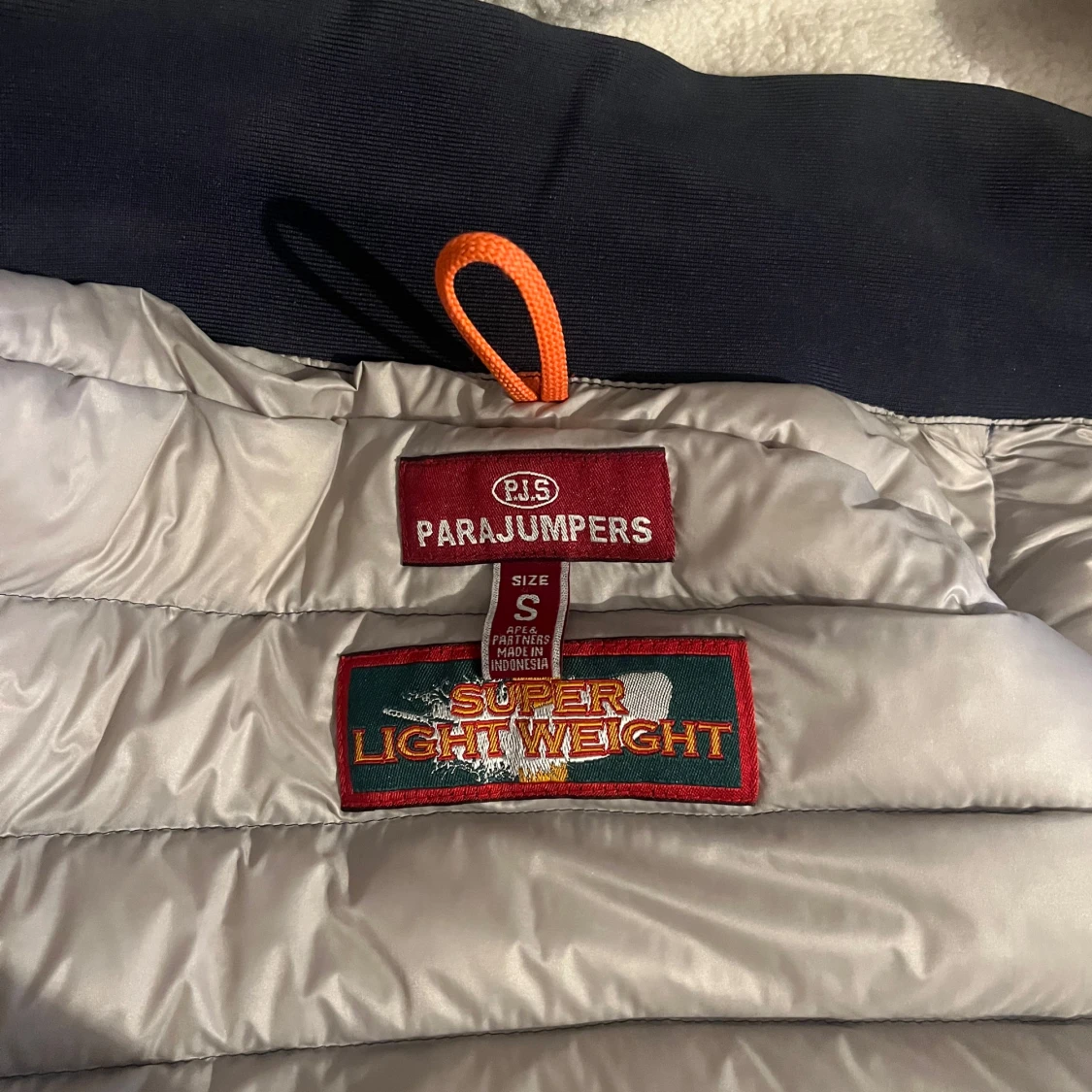 Svart dunjacka från Parajumpers - 2