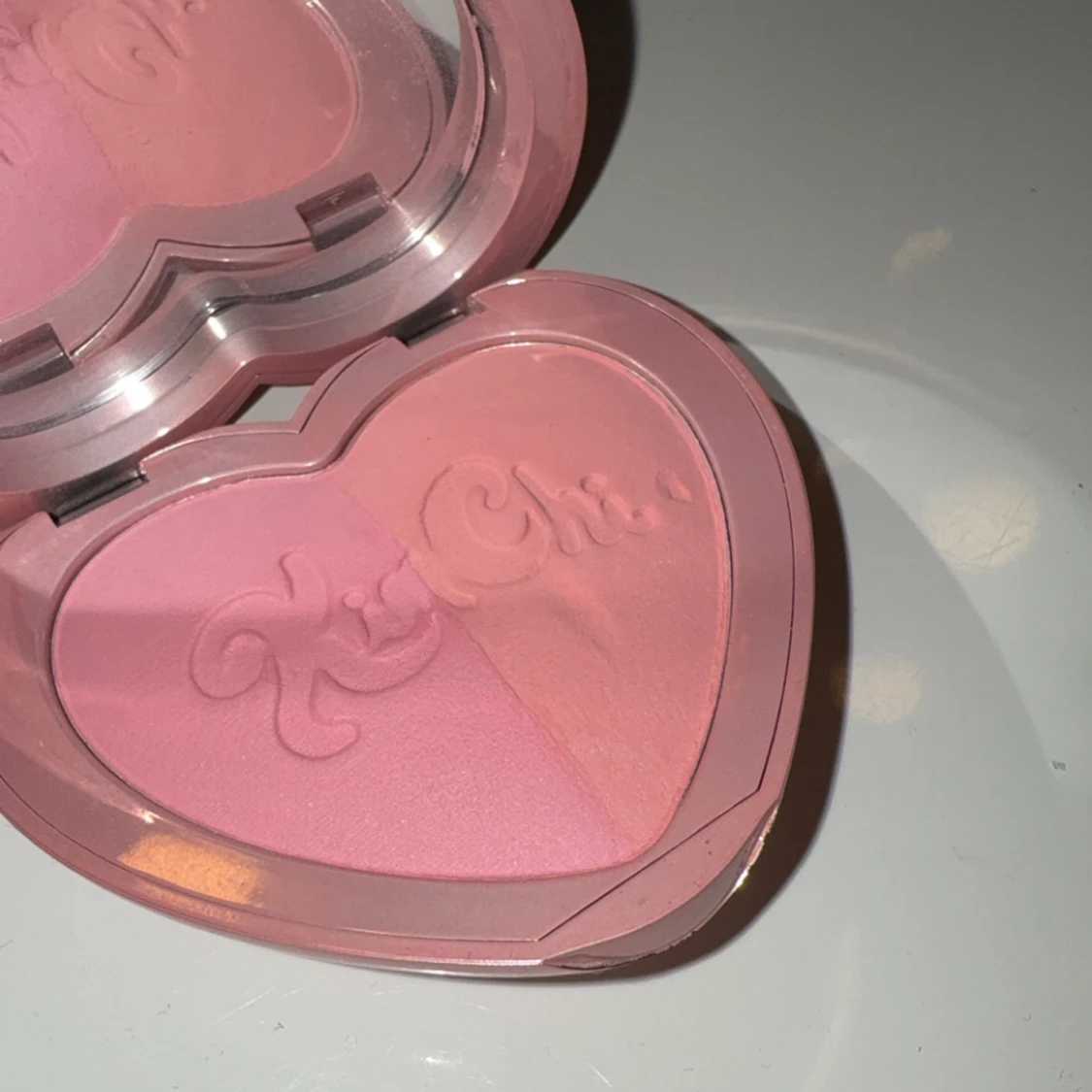 Hjärtformad rouge från KimChi Chic - 1