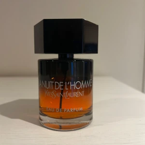 YSL La Nuit De L’homme EDP - YSL La Nuit De L’homme saknas presentation!         70/100ml