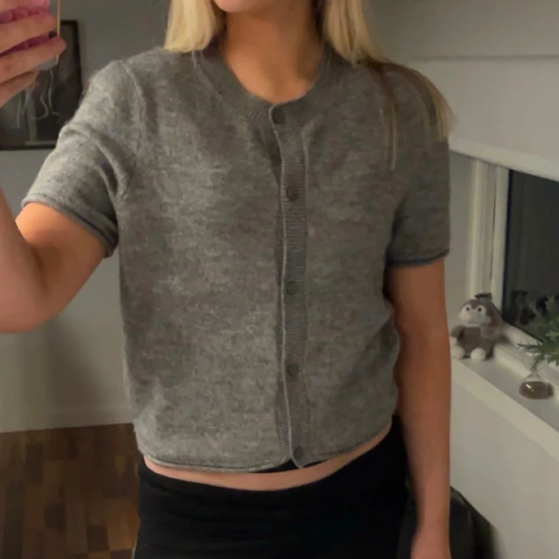 Grå kofta från H&M Divided - 90