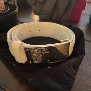 Versace collection bälte - Aldrig använt, nypris 3k