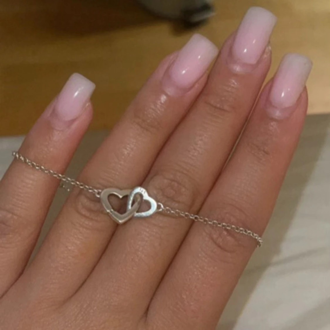 Silverarmband med hjärtdetalj - 91