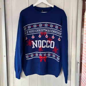 Nocco Jultröja bud - Säljer en blå jultröja från NOCCO. Tröjan är i bra skick utan defekter. Limiterad så går inte att få tag på. Skriv privat vid frågor eller för fler bilder! Kom med bud