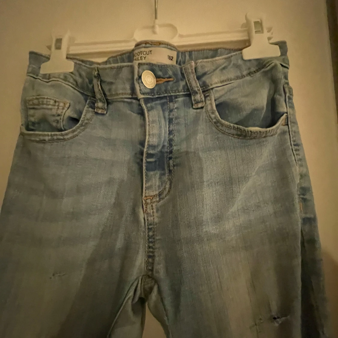Ljusblå bootcut jeans - 93