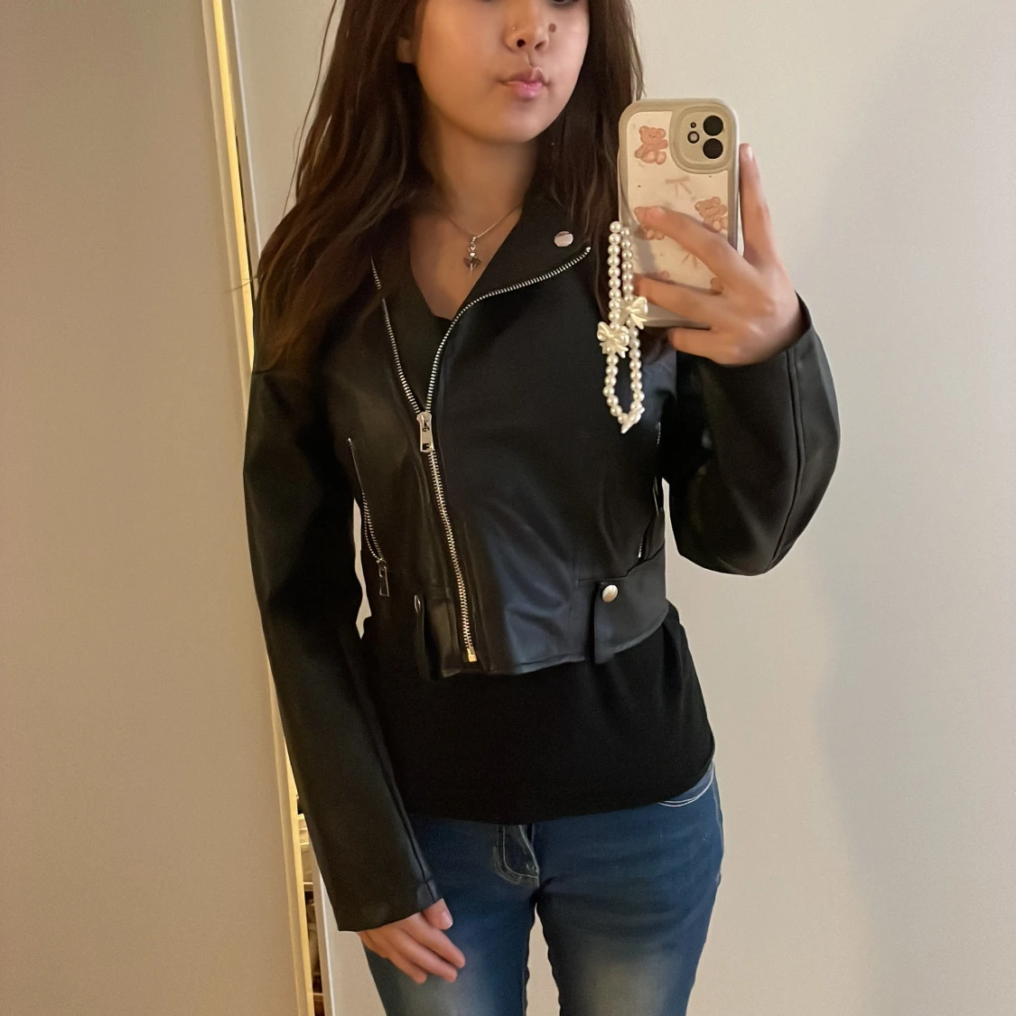 Svart läderjacka