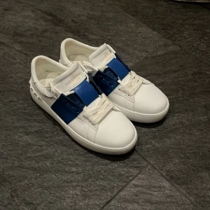 Valentino open - Ett par valentino opens som är använda 2 gånger