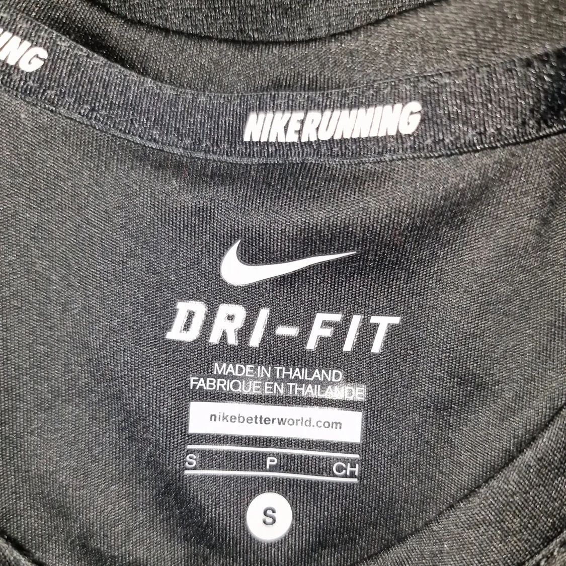 Svart träningslinne från Nike - 3