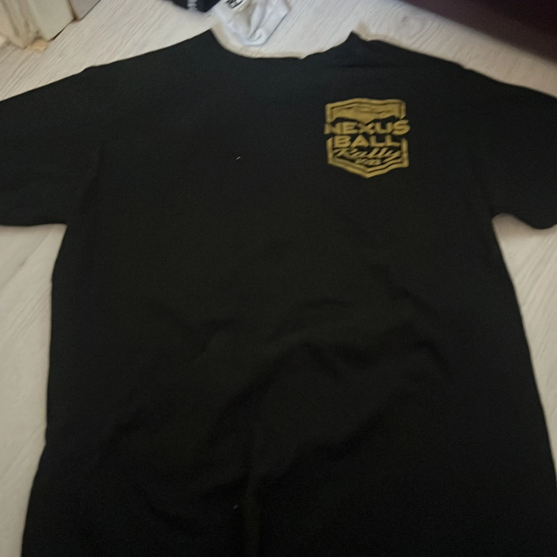 Svart t-shirt från B&C Collection