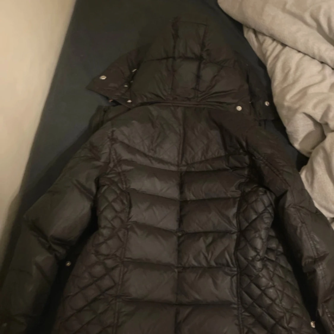 Svart dunjacka från Rockandblue - 1