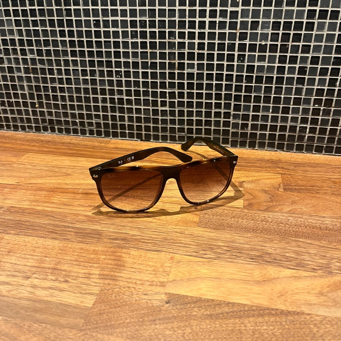 Bruna solglasögon från Ray-Ban - 3