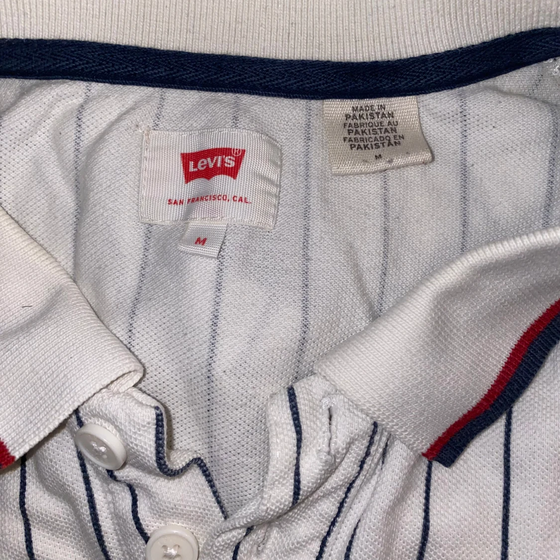 Vit randig pikétröja från Levi's - 2