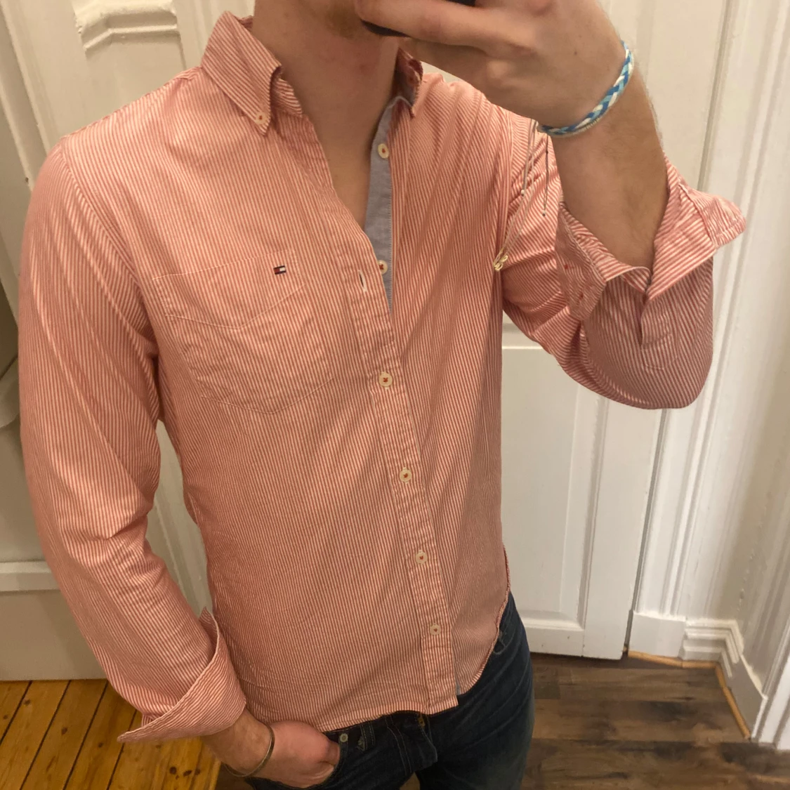Röd- och vitrandig skjorta från Tommy Hilfiger
