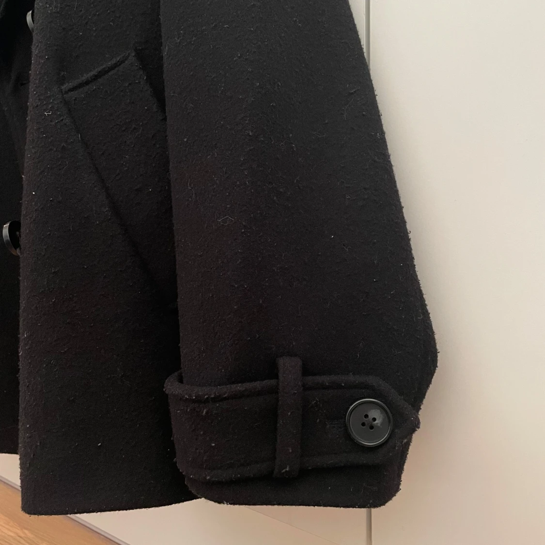 Svart oversized kappa från NA-KD - 3