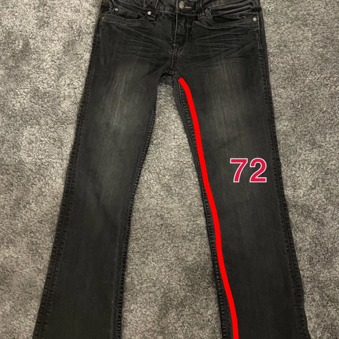 Lågmidjade bootcutjeans - 2