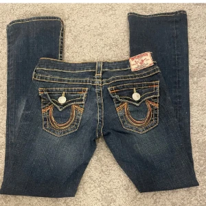 True religion jeans - Jag säljer mina true religion jeans då dom inte har kommit till använding skriv om de är något du undrar över❤️