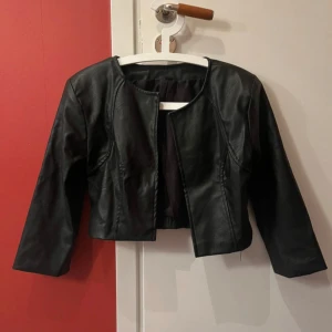 Skinnjacka  - Bolerojacka