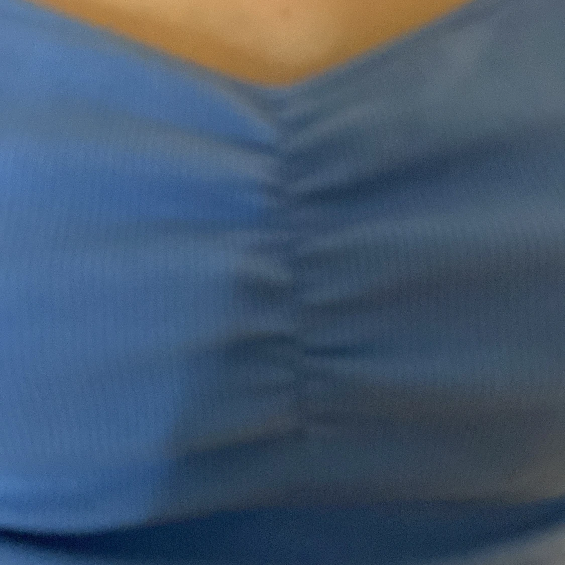 Blå ribbad topp - 91