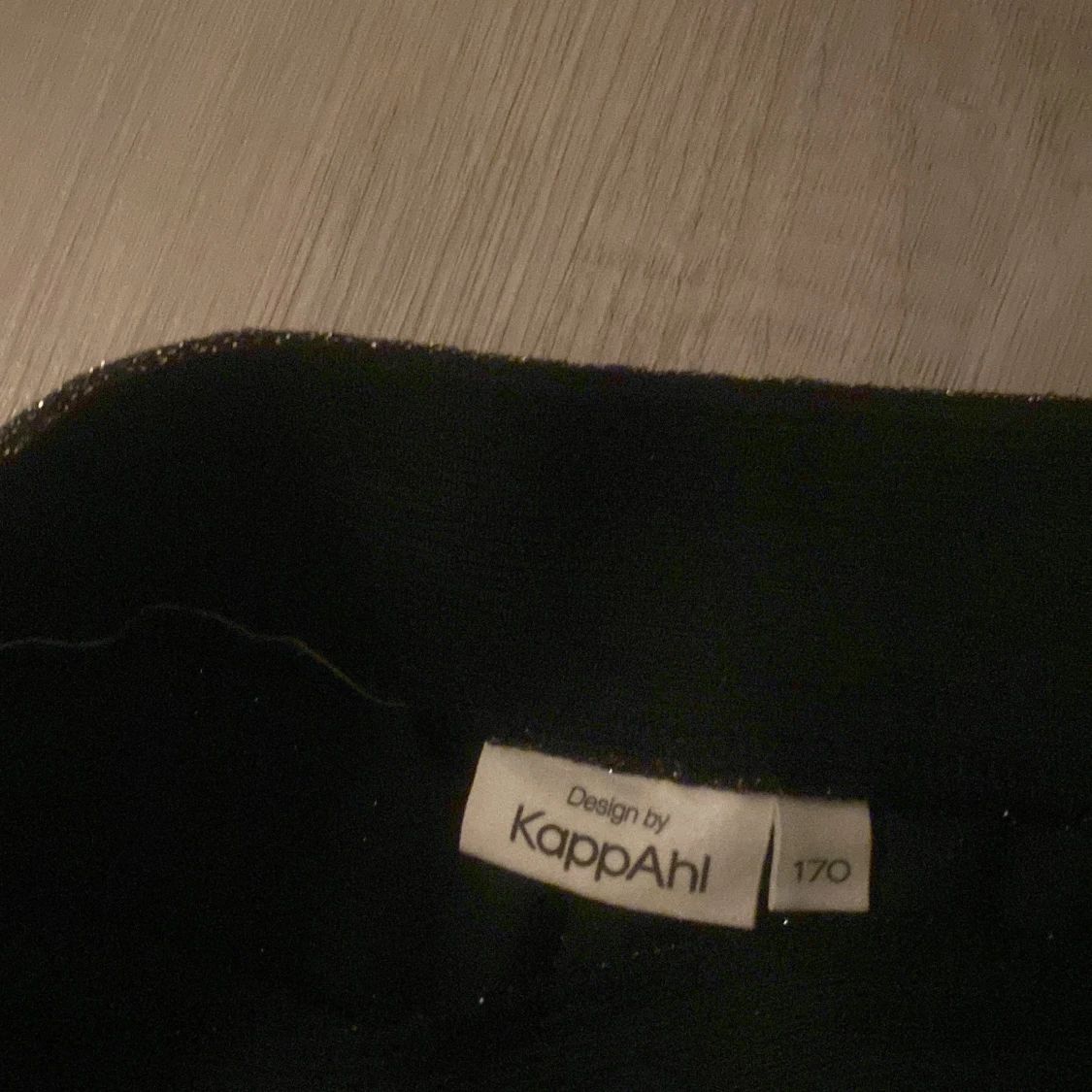 Glittriga byxor från KappAhl - 91