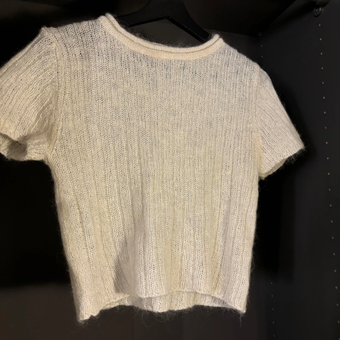 Vit stickad topp från Dream som passar S/M