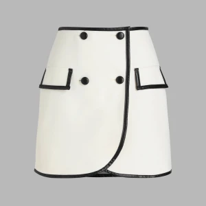 Cider-kjol nyskick - Kjol från Cider i nyskick med prislapp kvar. Endast provad! Första bild lånad. Storlek XS men tycker den är mer som S men det beror på hur högt upp man vill ha den. Fråga efter mått! Köptes för 229 kr.