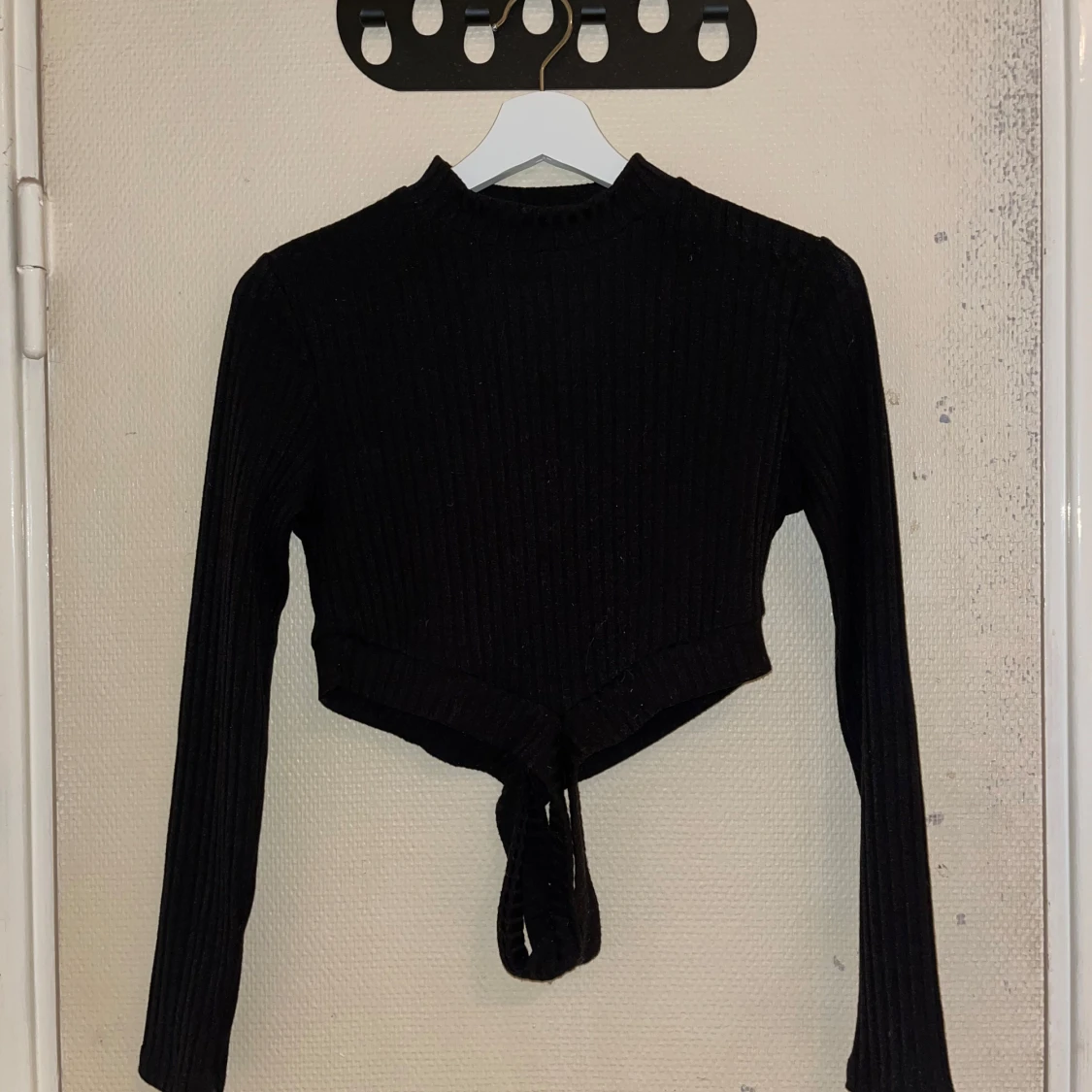 Svart ribbad topp från Shein