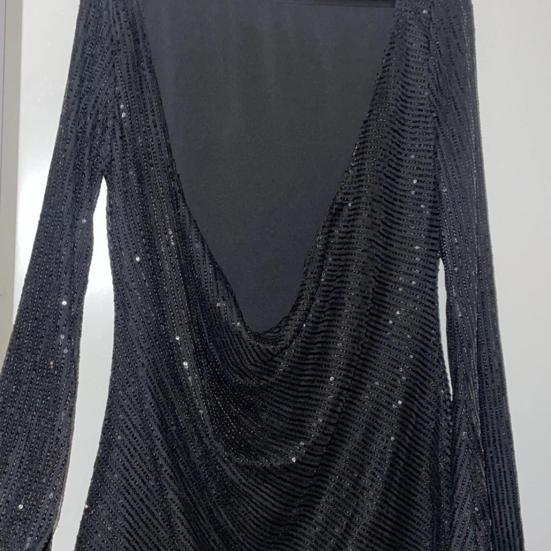 Svart glittrig klänning från Shein - 90