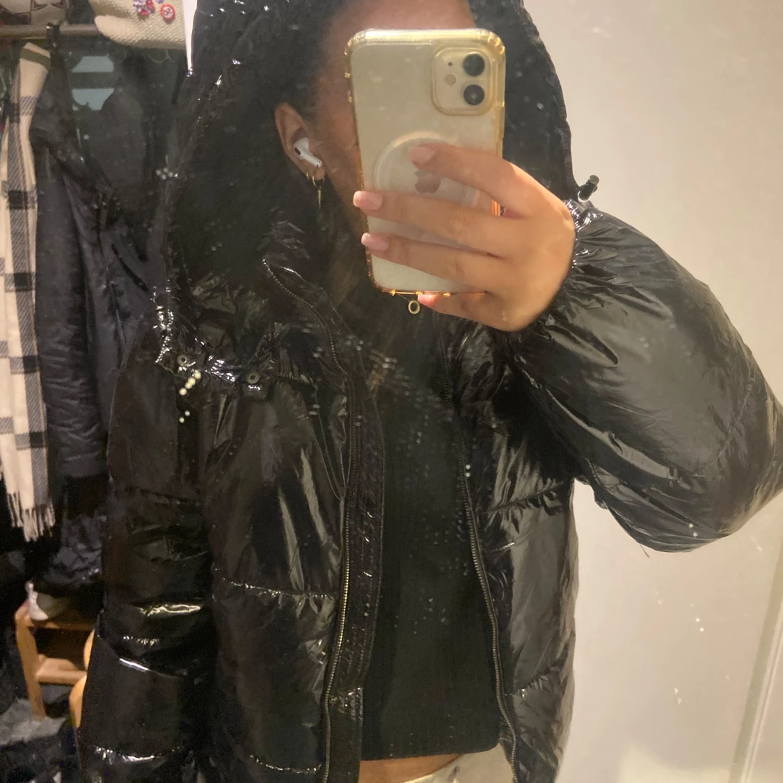 Svart pufferjacka från Nelly