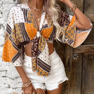 Kofta - Helt oanvänd och ny kofta/tröja, endast testad 