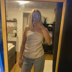 Tub topp - Nyskick med prislapp kvar