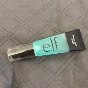 Elf power grip primer  - Elf power grip primer, endast testad!💕
