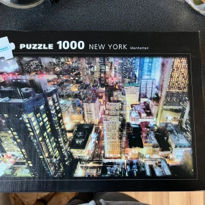 1000-bitars pussel - Helt oöppnat 