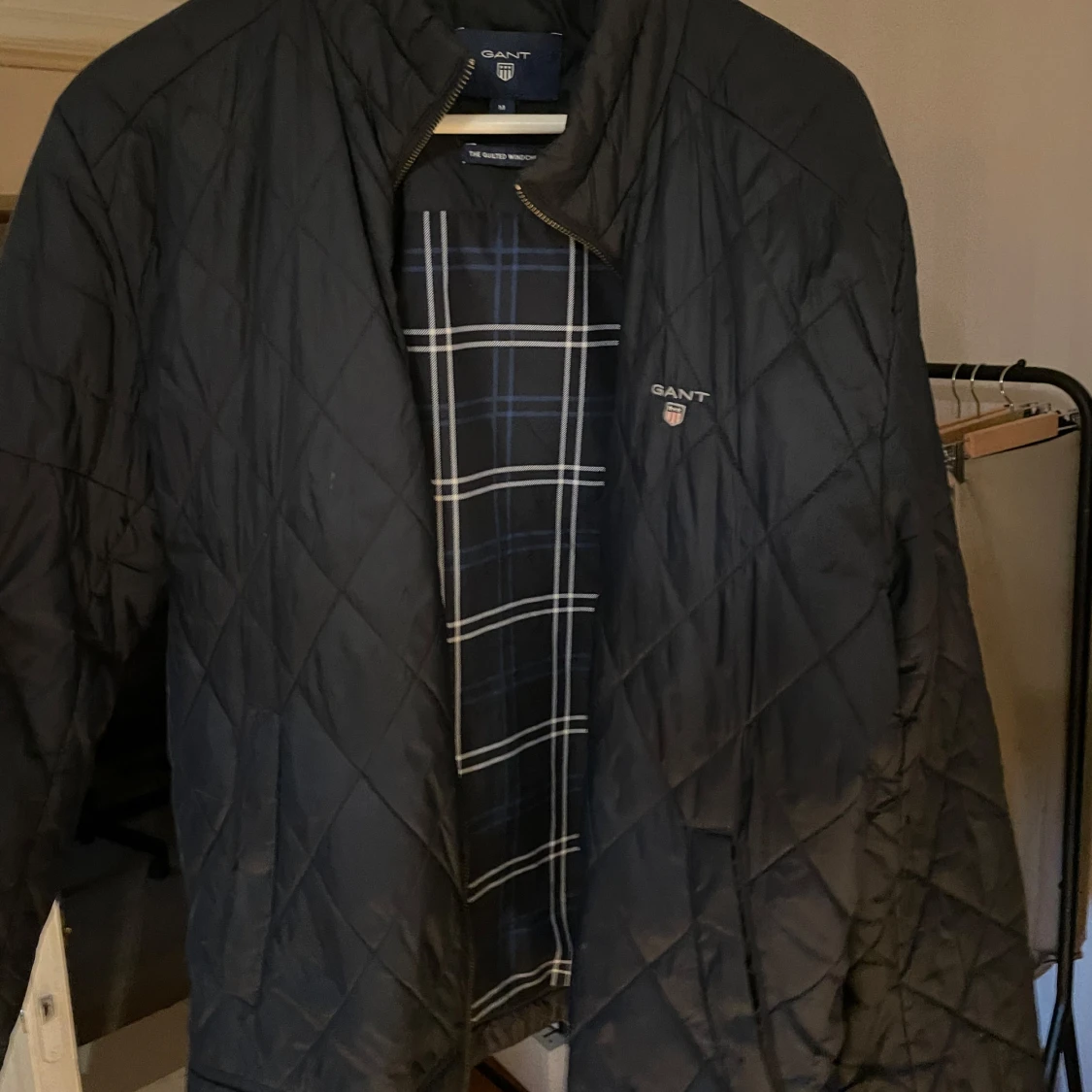 Svart quiltad jacka från GANT